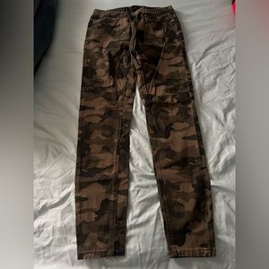 Camo skinny jean joggers